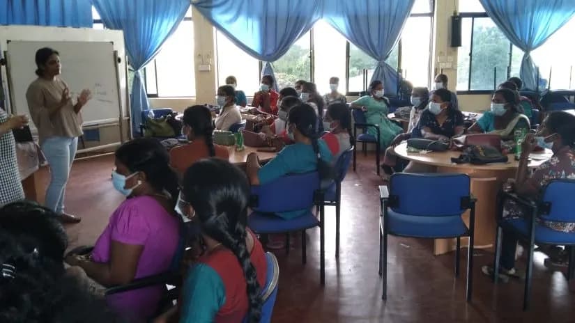 Distribution of dry ration in Kilinochchi, Puttalam, and Anuradhapura